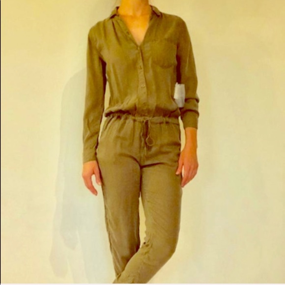 NWT Olive Jumpsuit - Picture 1 of 4